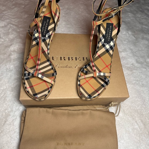 Burberry Tan and Black Strappy Sandals - Picture 6 of 6